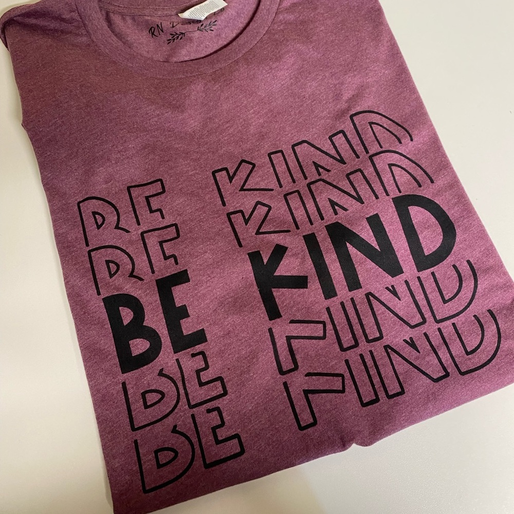 BE KIND Graphic Tee